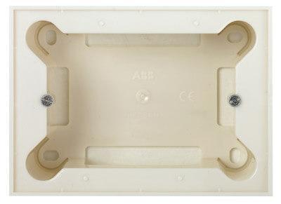 Коробка для накладного монтажа 3-модульная ABB Zenit альпийский белый 2CLA299300N1101