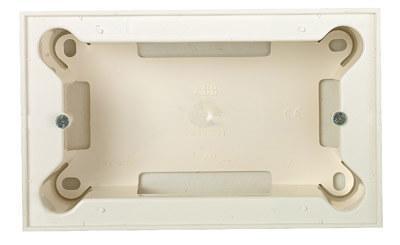 Коробка для накладного монтажа 4-модульная ABB Zenit альпийский белый 2CLA299400N1101