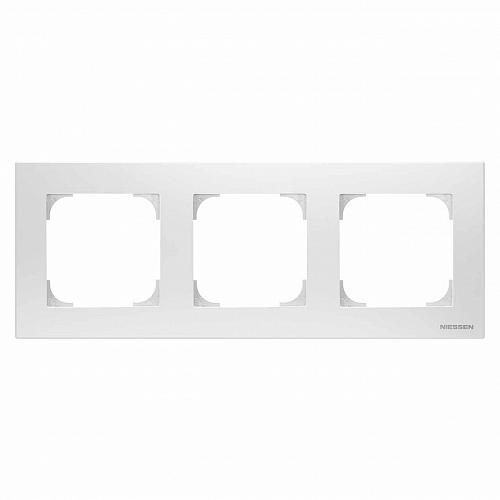 Рамка 3-постовая базовая ABB Sky альпийский белый 2CLA857310A1101