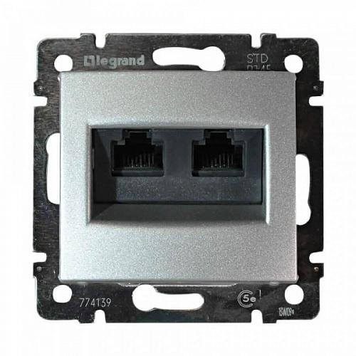 Розетка компьютерная 2хRJ45 Legrand Valena 5e кат UTP на винтах алюминий 770239