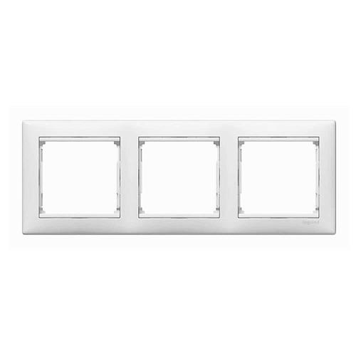 Рамка 3-постовая Legrand Valena белая 774453