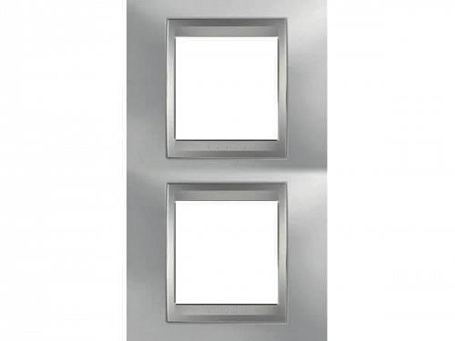 Рамка 2-постовая вертикальная Schneider Electric Unica Top MGU66.004V.038