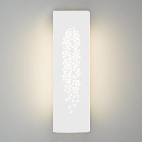 Настенный светодиодный светильник Eurosvet 40149/1 LED белый