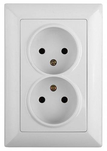 Розетка двойная ЭРА Intro Solo 2х2P 16A 250V белый 4-204-01 Б0043326