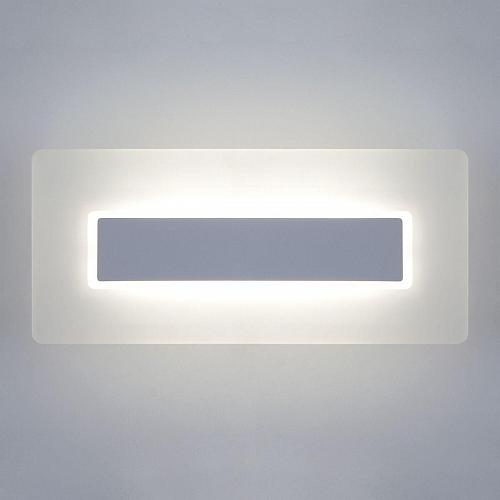 Настенный светодиодный светильник Elektrostandard Square 40132/1 Led белый a055770