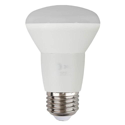 Лампа светодиодная ЭРА E27 8W 2700K матовая ECO LED R63-8W-827-E27 Б0020635